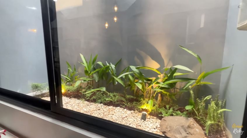 Dulu hidup sederhana kini Soraya Rasyid punya rumah 3 lantai, 9 potret dapur artis cantik ini simpel