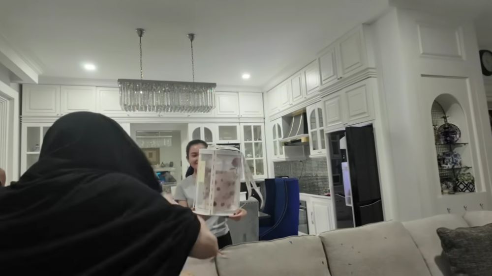 7 Potret dapur baru Beby Tsabina setelah menikah, mewah dan estetik pol dengan nuansa serba putih