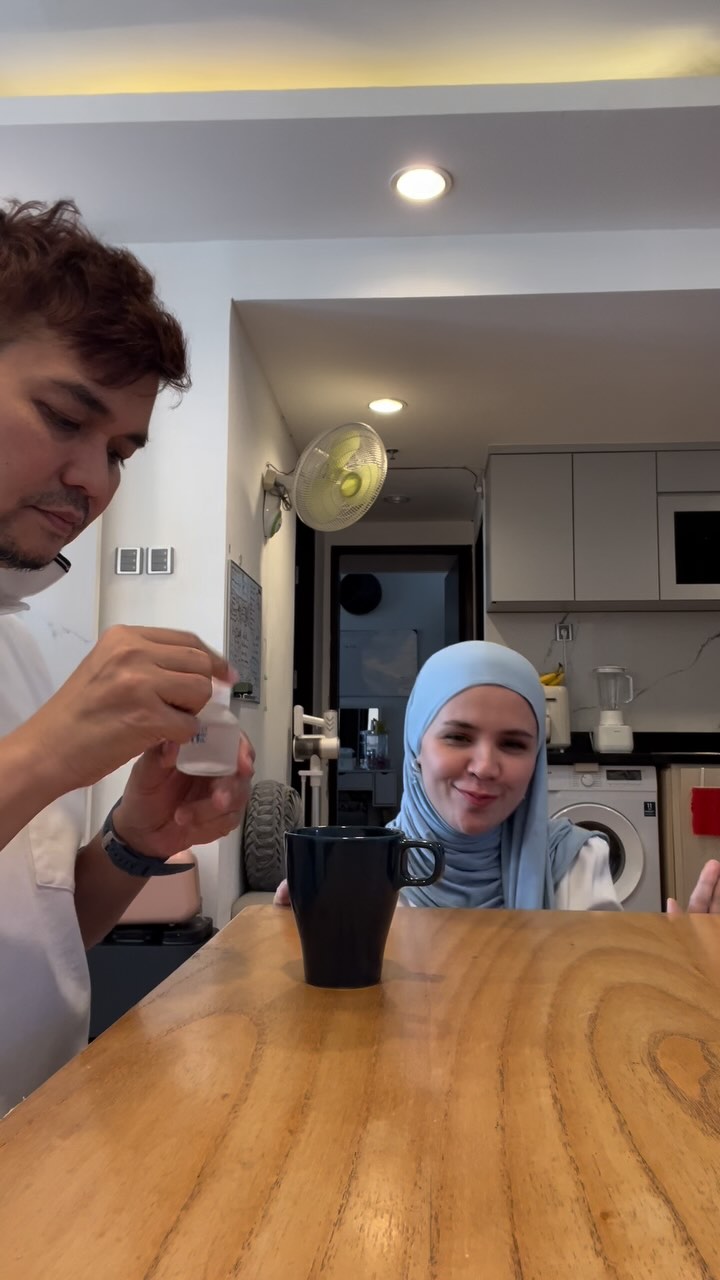 Tempati rumah baru, intip 9 potret dapur baru Indra Bekti letak mesin cucinya bikin salah fokus