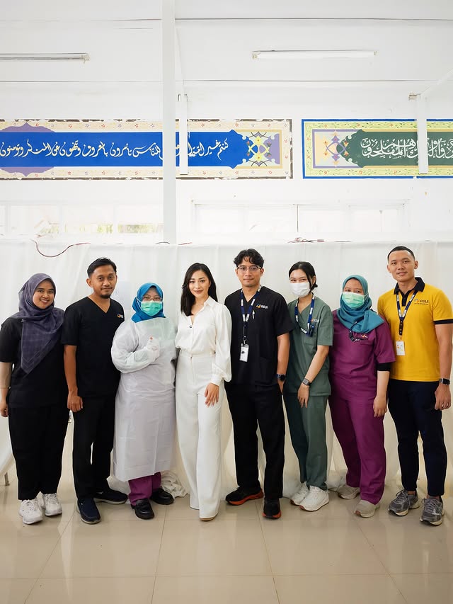 Bukan pesta mewah, Nikita Willy rayakan ultah Issa ke-3 dengan acara sunat massal, ini 9 momennya