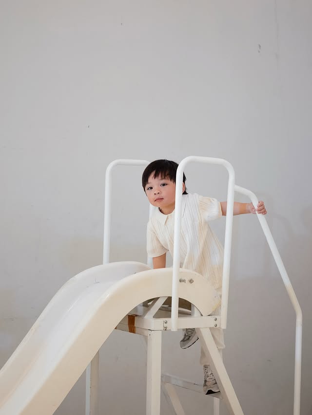 Bukan pesta mewah, Nikita Willy rayakan ultah Issa ke-3 dengan acara sunat massal, ini 9 momennya