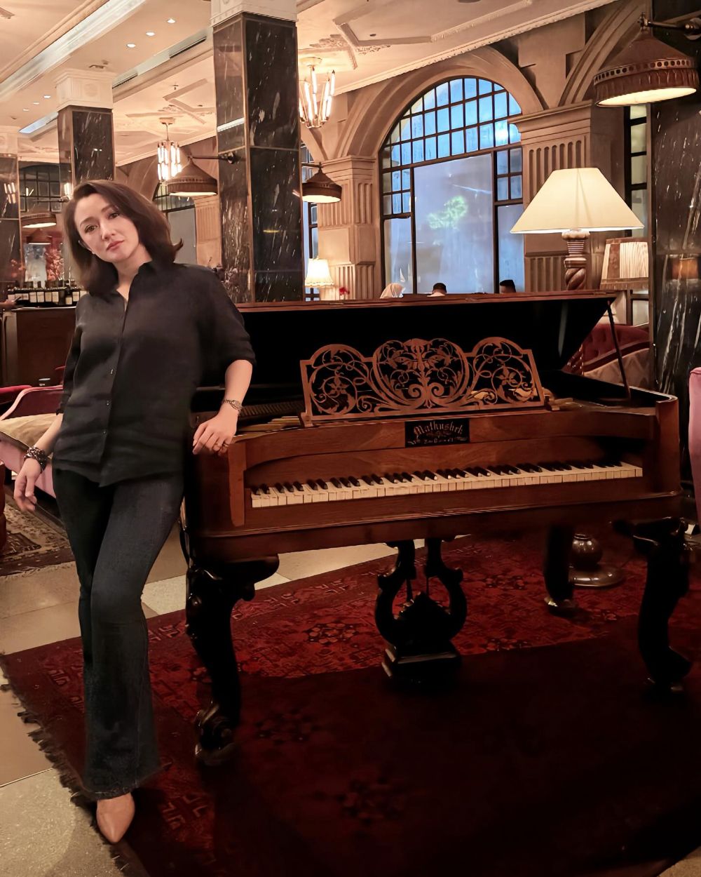 Bocah ini mantan pacar Ariel NOAH semasa SMA, intip potret terbarunya yang makin anggun