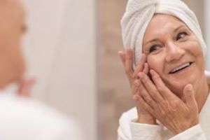 Cara bikin collagen booster atasi wajah kendur berkeriput pakai 2 jenis rempah, nggak usah repot beli