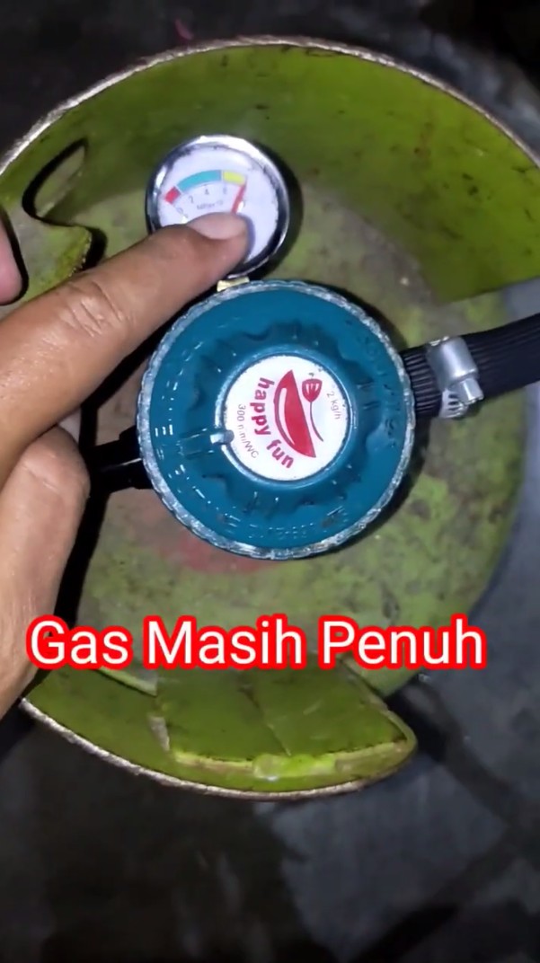 Kompor susah menyala padahal gas penuh, sekarang atasi pakai 1 alat sederhana
