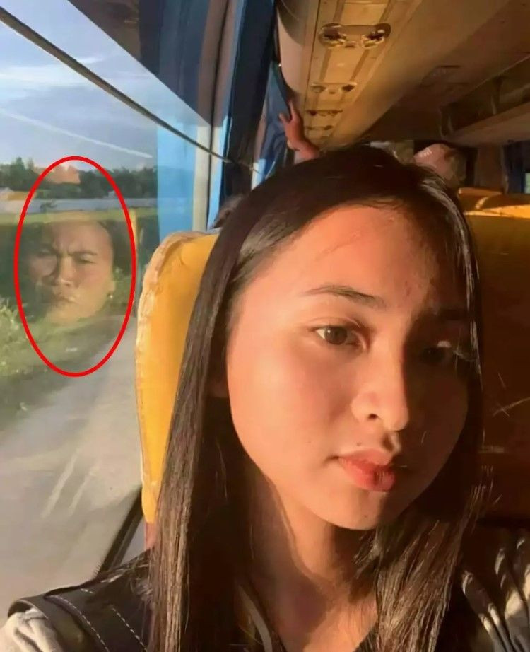 15 Potret lucu pantulan dari cermin ini penampakannya bikin mata kegocek, hati-hati salah lihat