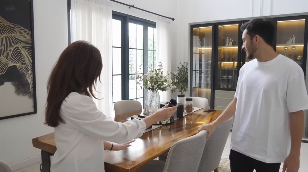 Rizky Nazar bangun rumah baru untuk istrinya kelak, 11 potretnya didesain ala American Style