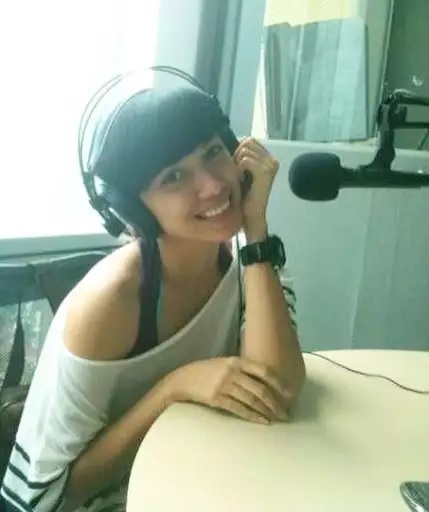 Bocah imut berambut cepak ini kini jadi istri presenter hits, 11 potret transformasinya ini memesona