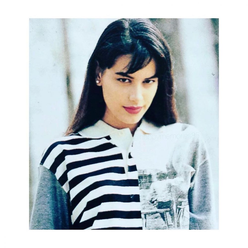 Bocah berparas bule ini gedenya jadi mantan pacar Ariel NOAH, kini berusia 54 tahun menolak tua