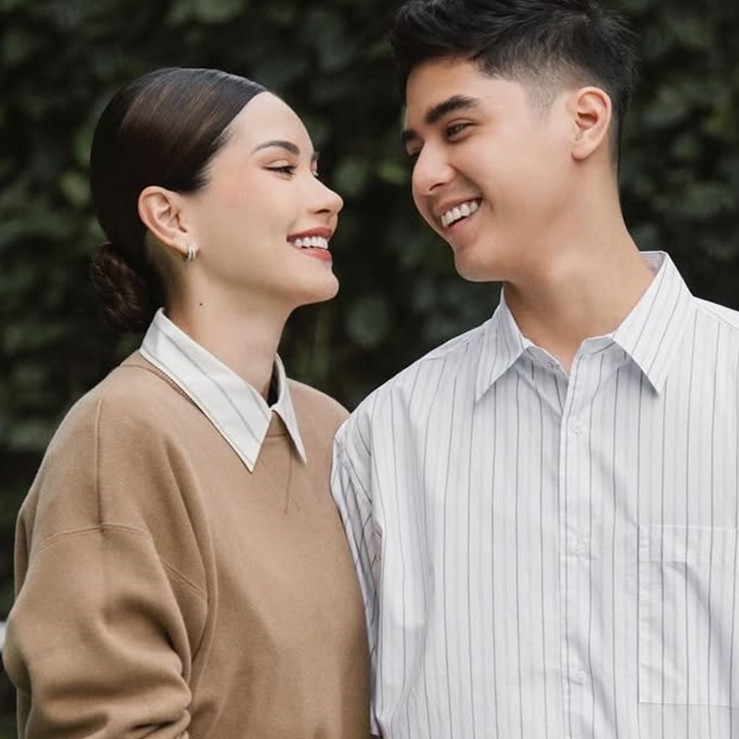 9 Potret romantis Al Ghazali-Alyssa Daguise ikut challenge 'Kim Seon-ho smile', ditonton 11 juta kali