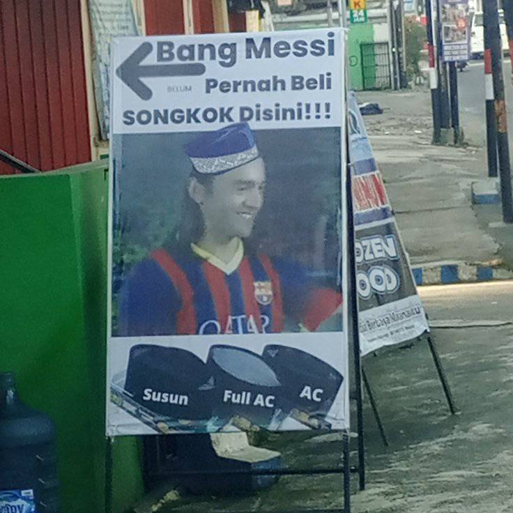 11 Tulisan lucu buat promosi di pasar ini bikin emak-emak yang belanja senyum receh