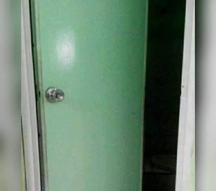 Gegara kurang teliti, 11 potret kocak benda nggak pada posisinya ini bikin gatel pengin benerin