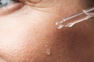 Cara mengencangkan kulit wajah yang kendur pakai 1 jenis buah, lebih murah dari suntik botoks