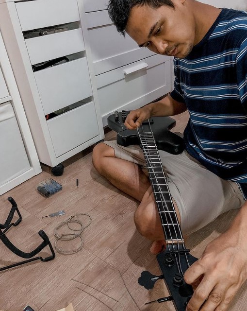 Apa kabar bocah bertopi ini? Dulu artis cilik kini masih eksis bermusik, intip 11 transformasinya