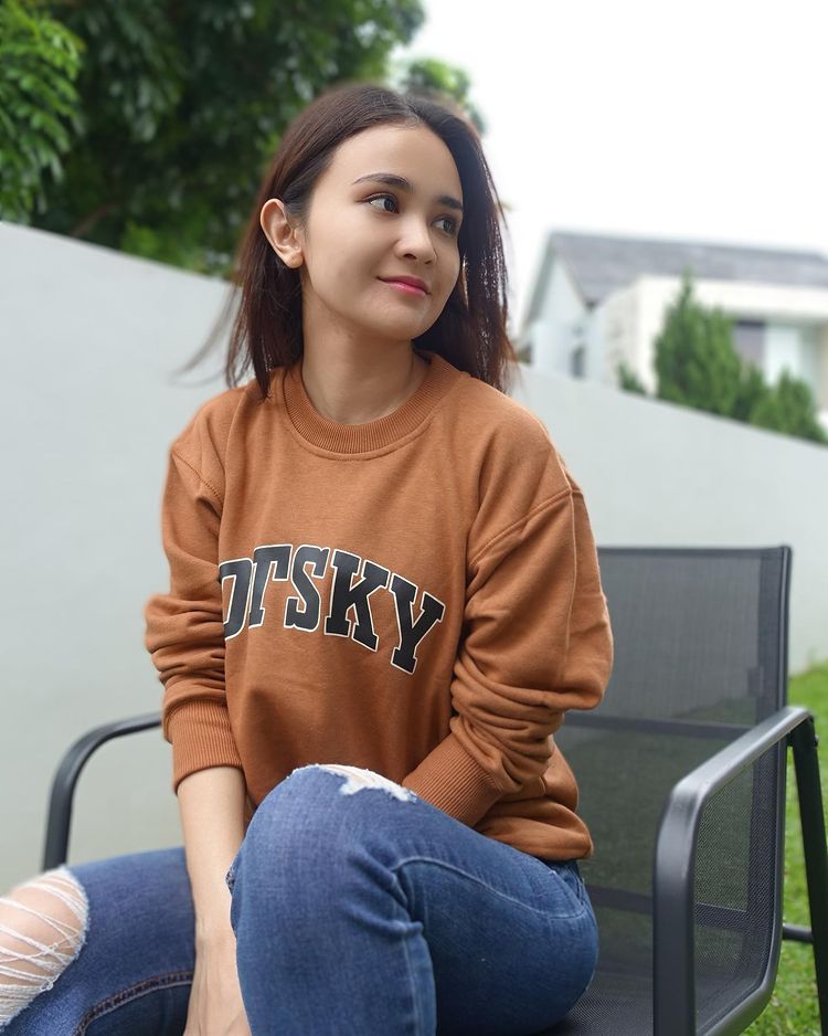 Bocah imut berpose tengil ini gedenya sukses jadi ratu FTV, intip 11 potret terbarunya yang memesona