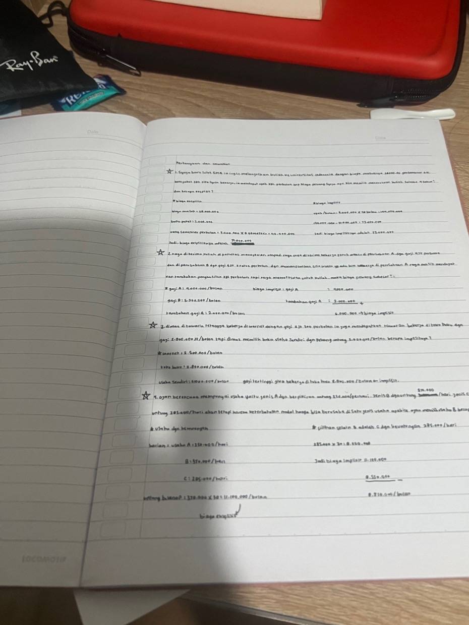 Viral siswa tulisannya rapi tapi ukurannya kecil minta ampun, bikin yang baca nyerah, ini 11 potretnya