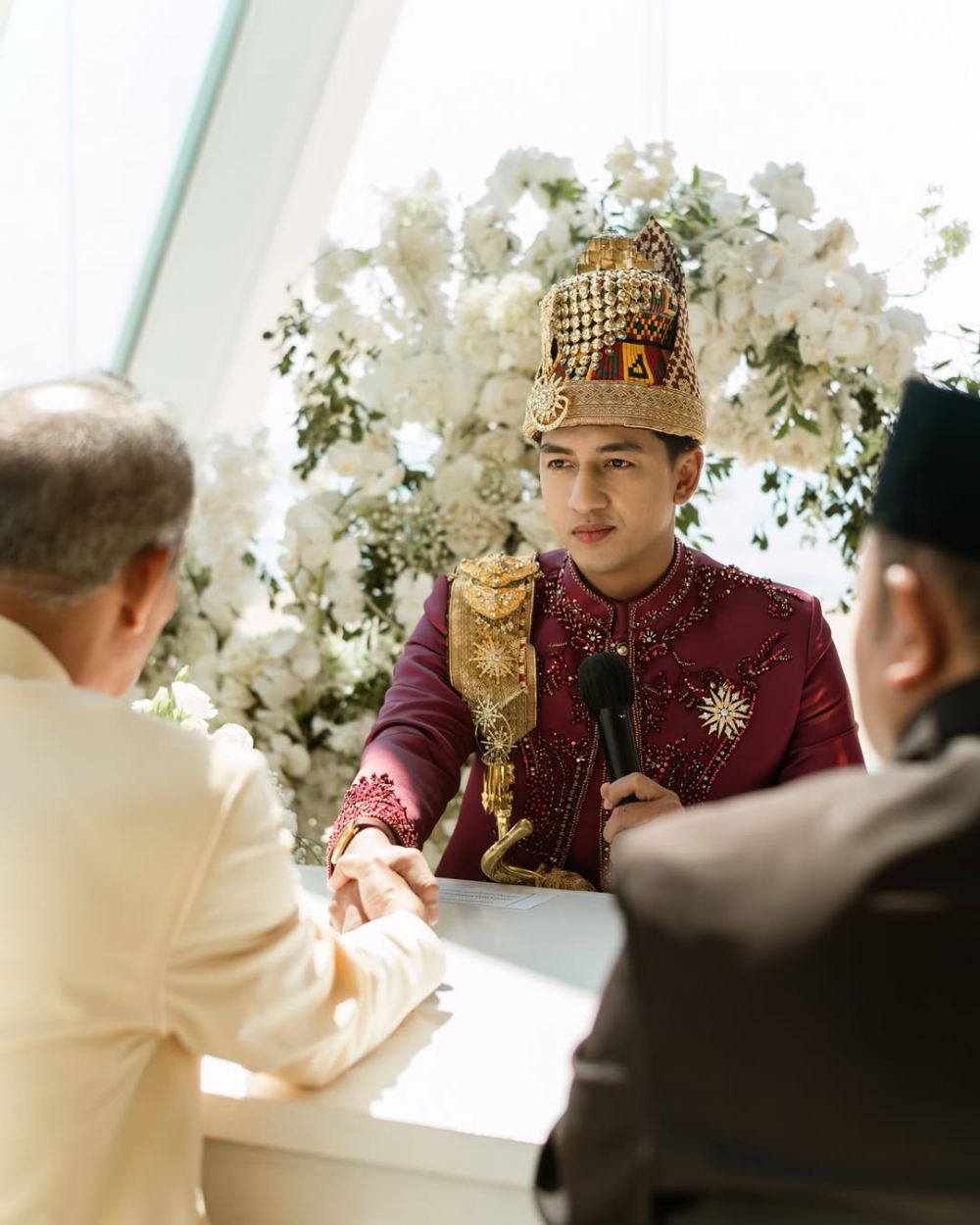Dulu pacaran sempat putus-nyambung, ini 9 momen pernikahan Harris Vriza dan Haviza Devi Anjani