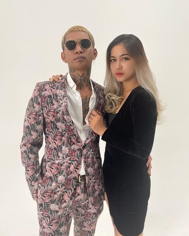 Resmi bercerai usai 6 tahun menikah, ini 9 potret kenangan kemesraan Young Lex dan Eriska Nakesya