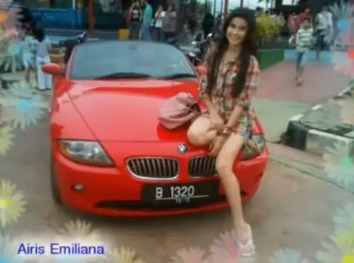 Artis cantik ini dulu bintang FTV sekarang jadi hot mom, intip 11 potret lawasnya saat masih berakting