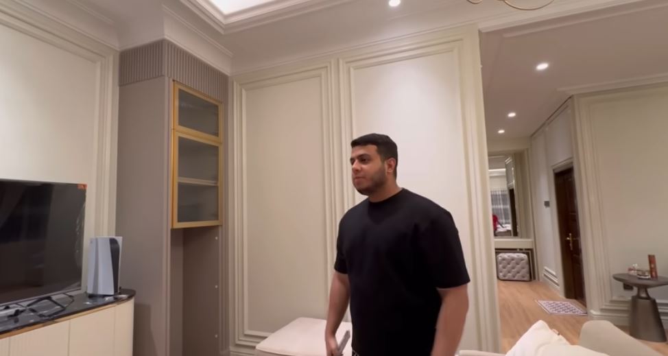 10 Potret kamar baru Yislam kakak Fadil Jaidi usai nikahi Miskah, mewahnya bikin keluarganya takjub