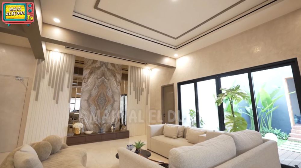 Maia Estianty renovasi rumah lama jadi kantor baru, ini 9 potret interiornya mewah didominasi marmer
