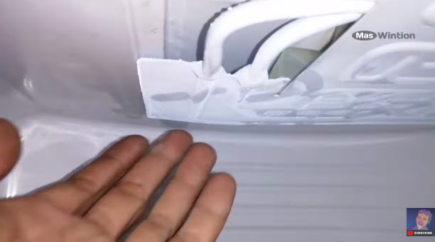 Tanpa perlu dibawa ke tukang servis, ini cara mudah mengatasi kulkas satu pintu yang tak dingin