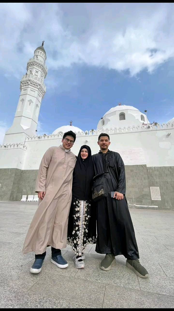 Cewek imut akting bareng Rano Karno kini berhijab jadi artis sinetron religi, ini 11 potret terbarunya