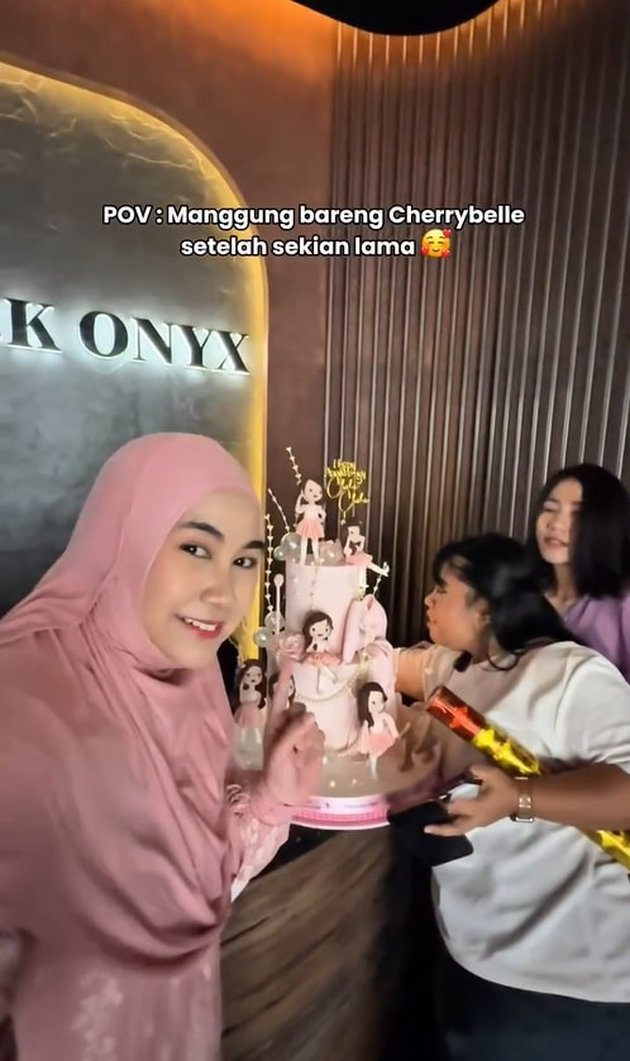 Bocah ini terkenal jadi anggota girlband Tanah Air, kini vakum dari artis dan geluti bisnis fashion