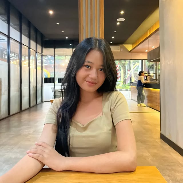 Viral jadi model iklan pinjol, begini pengakuan Aura Cinta siswa yang debat dengan Dedi Mulyadi