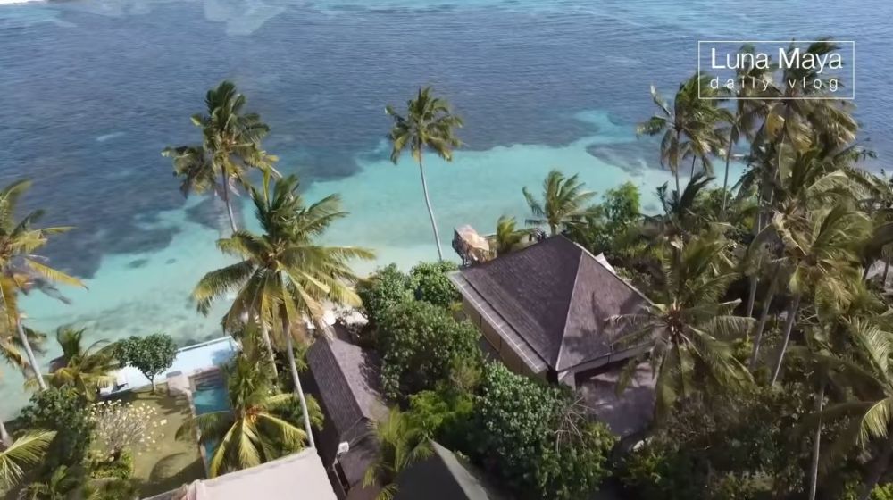 Hidup sederhana di Bali, 9 potret dapur ibunda Luna Maya ini meski tanpa kitchen set penataannya rapi