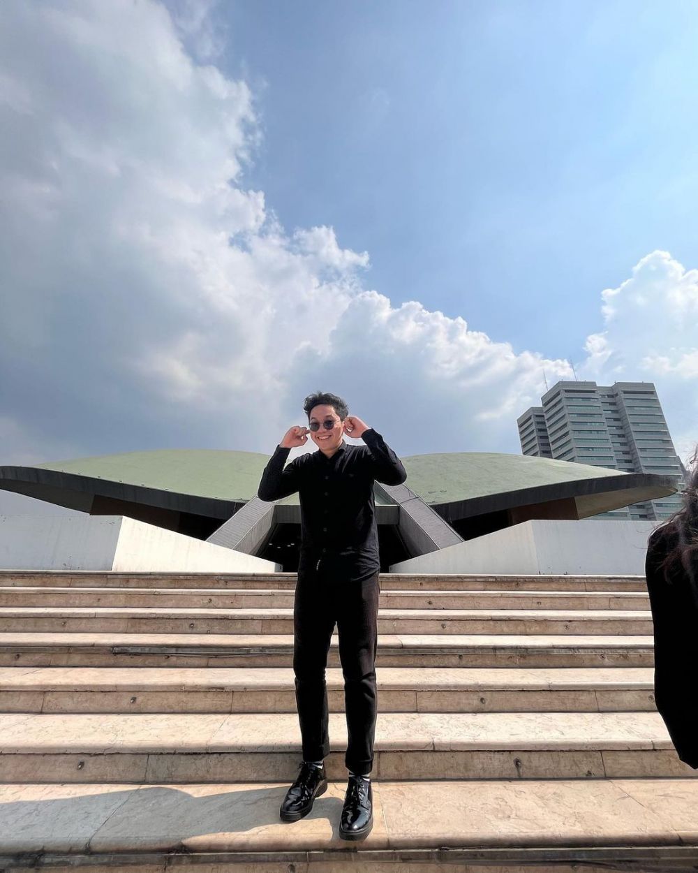 Dulu gemesin di sitkom Sketsa sempat vakum dari artis, kini makin ganteng, 11 potretnya manglingi