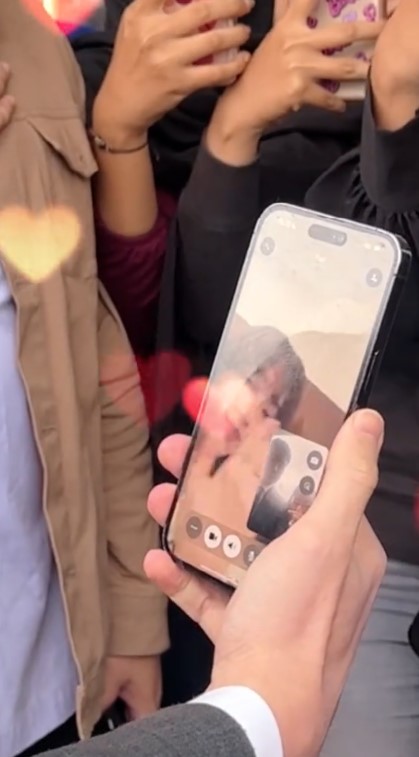 7 Potret Verrell Bramasta terang-terangan video call Fuji sebelum kerja, panggilannya jadi sorotan