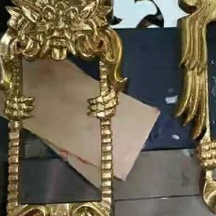 13 Desain nyeleneh casing HP ini bentuknya bikin nggak habis pikir, tertarik untuk membelinya?