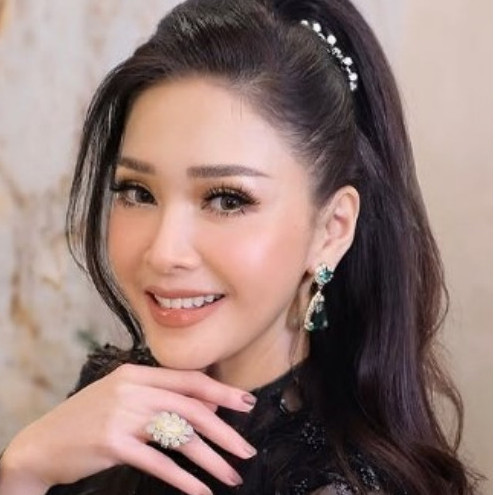 Maia Estianty bongkar alasan bakal absen di resepsi pernikahan Al Ghazali dan Alyssa Daguise