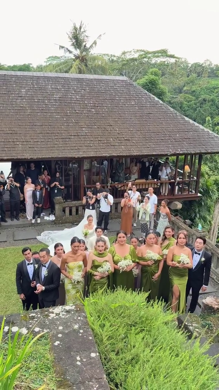 Gelar resepsi 2 kali, ini 11 momen pesta pernikahan Luna Maya dan Maxime Bouttier digelar makin meriah