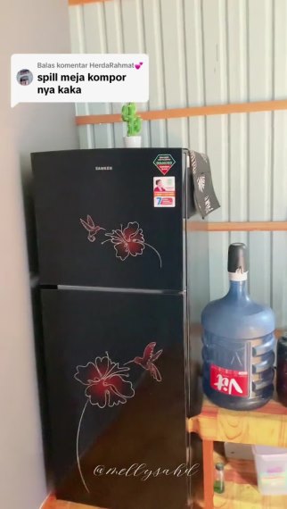 Bukan dari batu bata atau beton, 11 potret dapur kayu rumah subsidi di atas rawa ini bikin mupeng