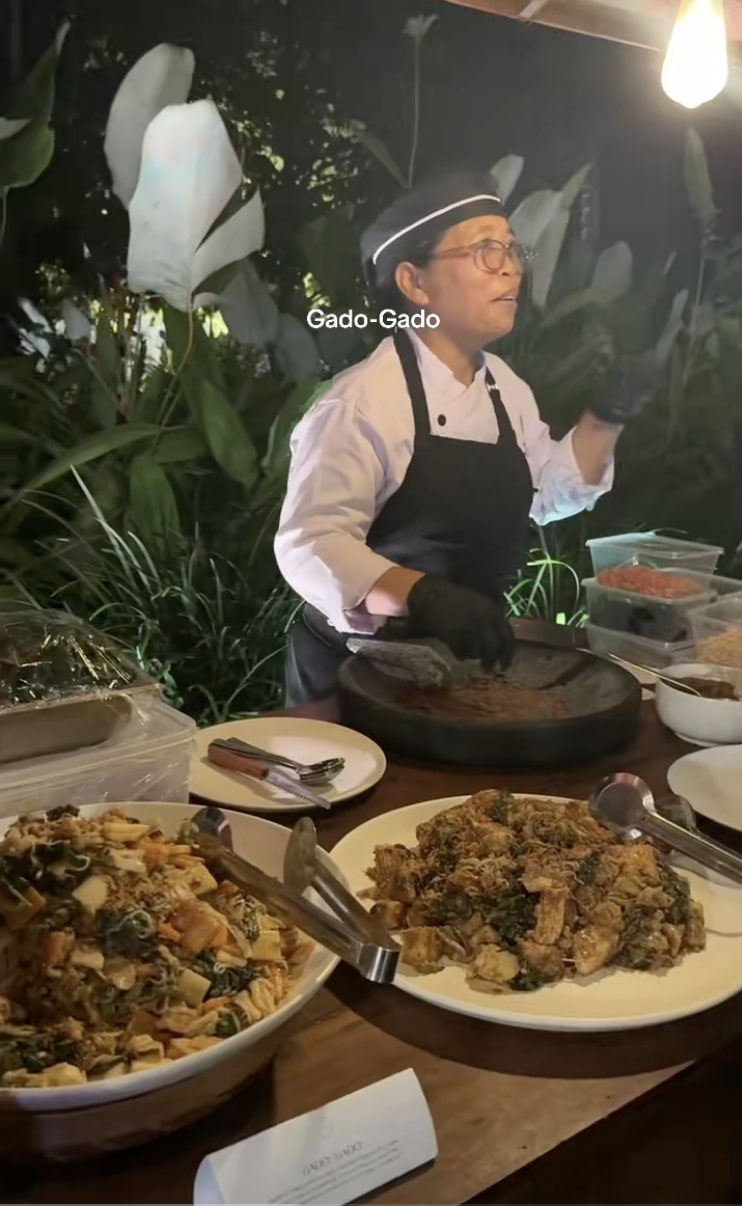 11 Menu lokal di pernikahan Luna Maya-Maxime & makna dodol dawet dalam siraman adat Jawa yang sakral