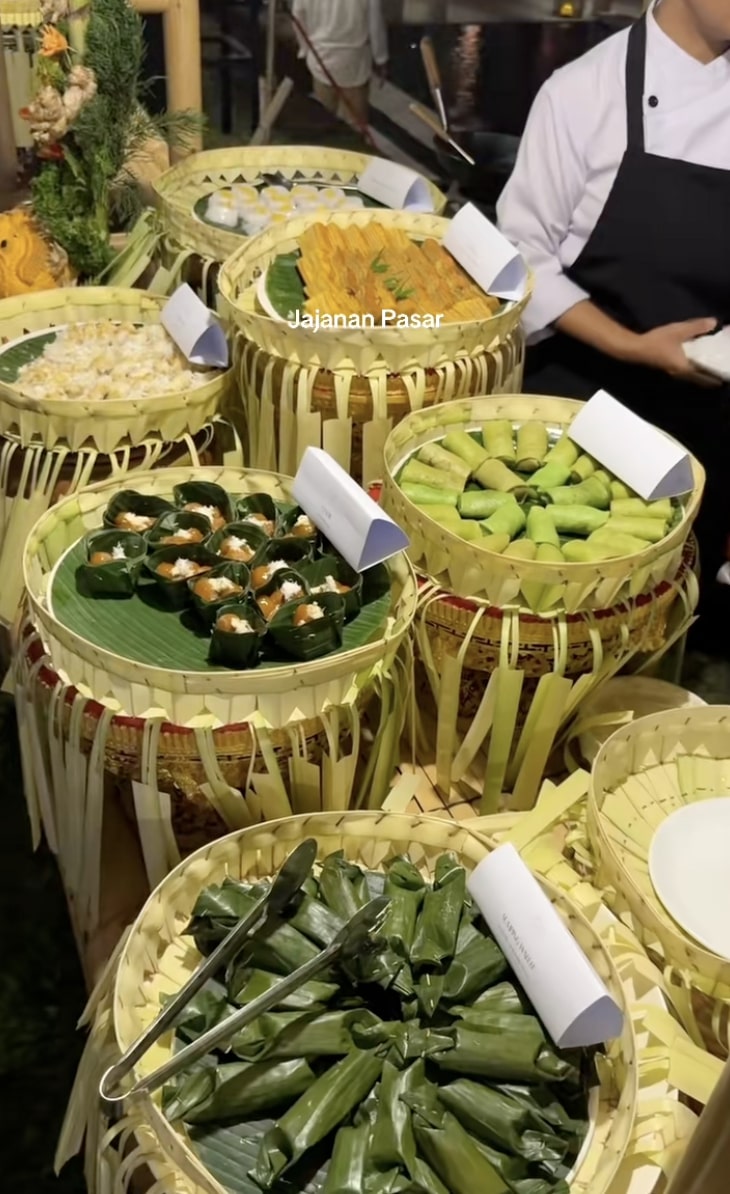 11 Menu lokal di pernikahan Luna Maya-Maxime & makna dodol dawet dalam siraman adat Jawa yang sakral