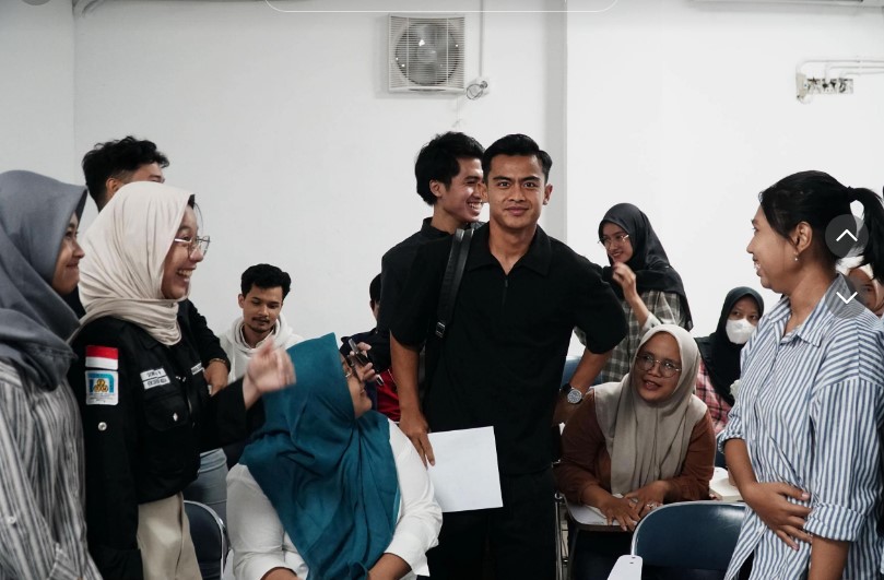 Sibuk jadi pemain bola tapi tak lupa pendidikan, ini 9 momen Pratama Arhan aktif jadi mahasiswa S1