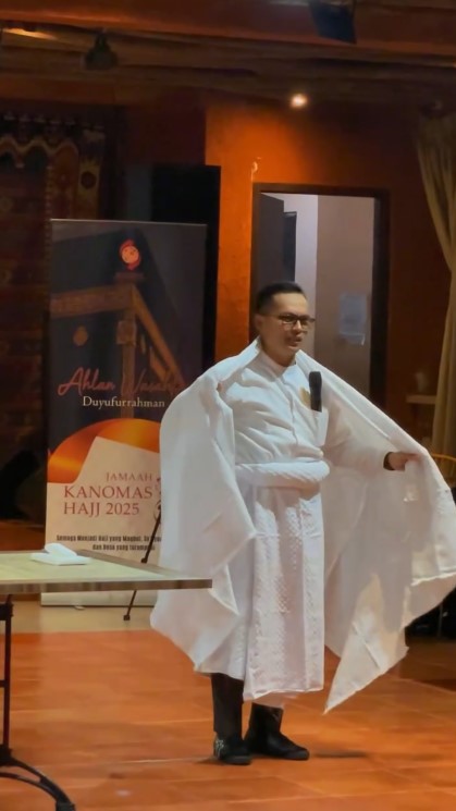 Siap pergi ke Tanah Suci usai mualaf, ini 9 momen Ruben Onsu antusias jalani manasik haji