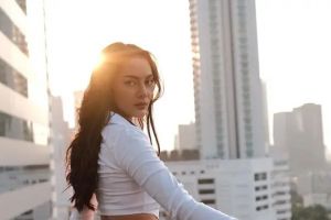 Pernah pacaran beda usia 8 tahun, Erika Carlina bongkar cara Aldy Maldini bujuk rayu dirinya