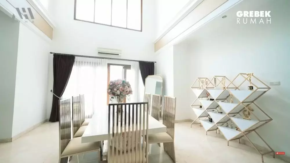 Visualnya elegan meski minimalis, ini cara Fuji membuat dapurnya terlihat mahal