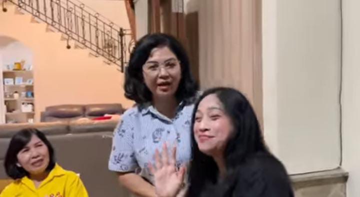 Kini jadi istri perwira TNI dulu juara Indonesian Idol, intip 11 potret rumah mewah Joy Tobing