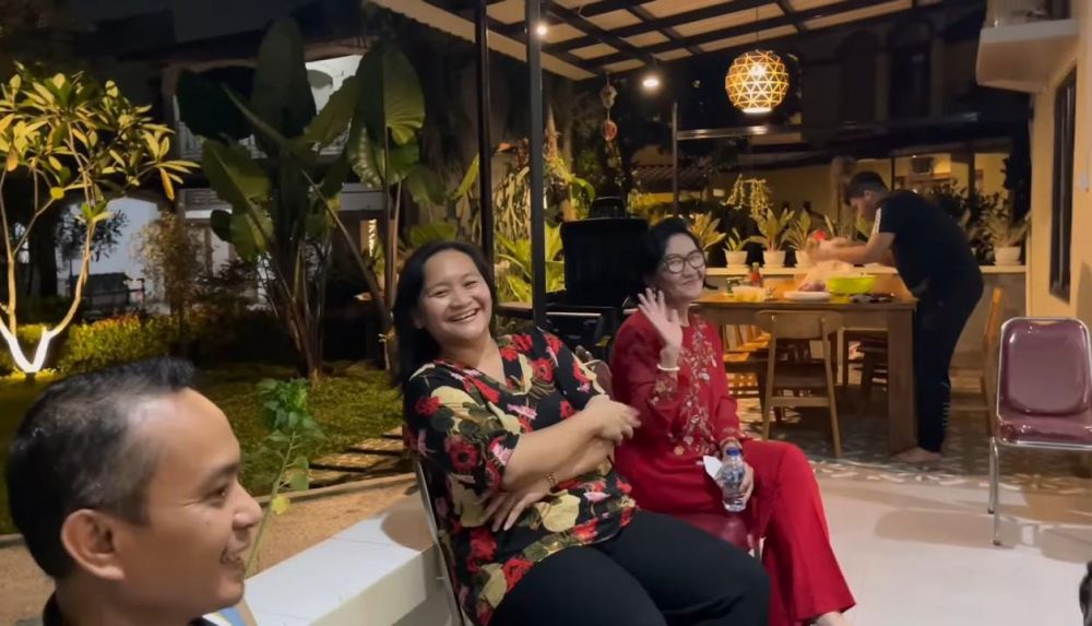 Kini jadi istri perwira TNI dulu juara Indonesian Idol, intip 11 potret rumah mewah Joy Tobing