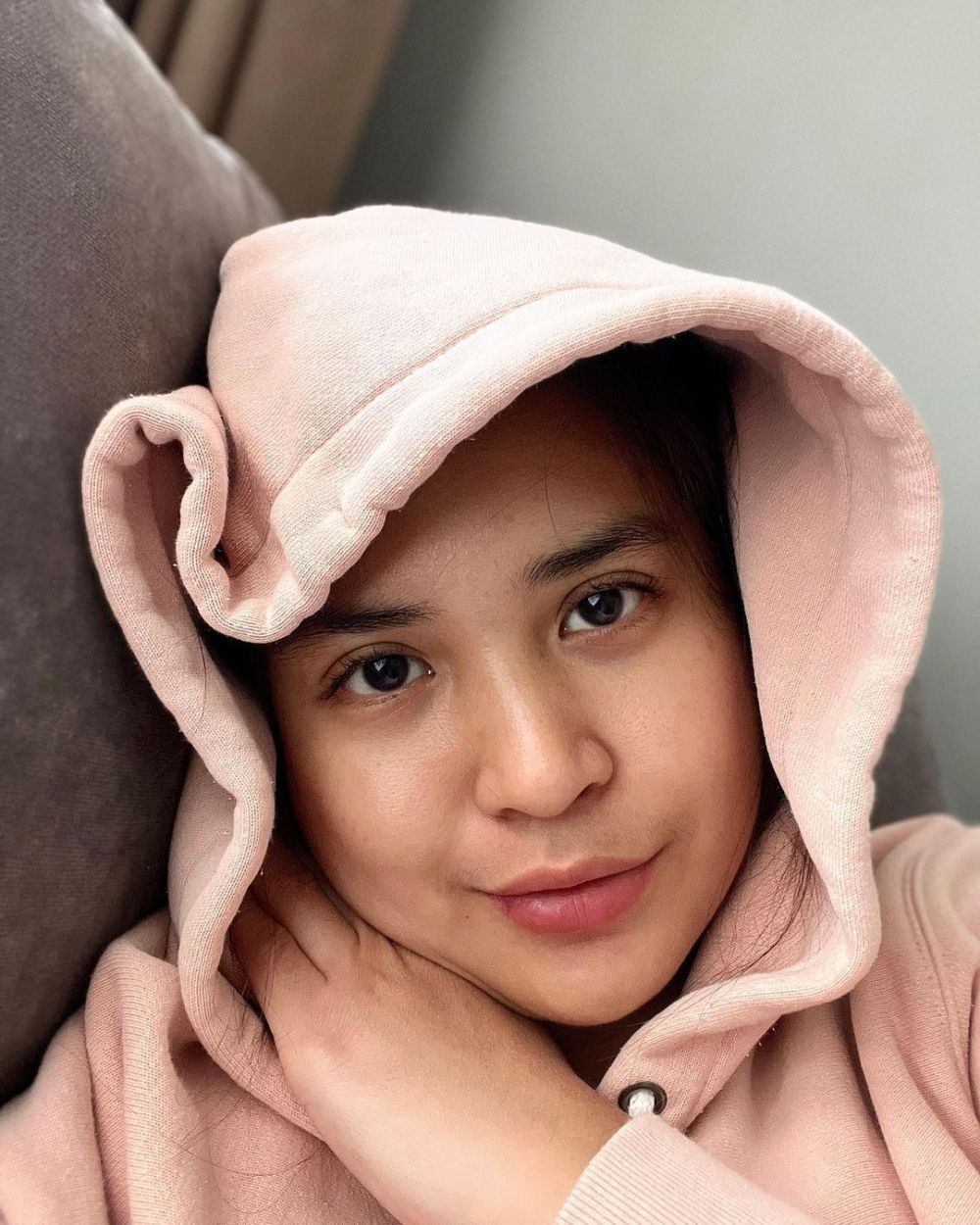 Pernah jadi ratu FTV kini masih imut meski punya 2 anak, 11 potret transformasi bocah ini manglingi