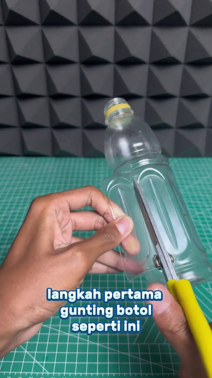 Trik bikin penahan pintu ini kreatif dan mudah ditiru, sekarang langsung coba