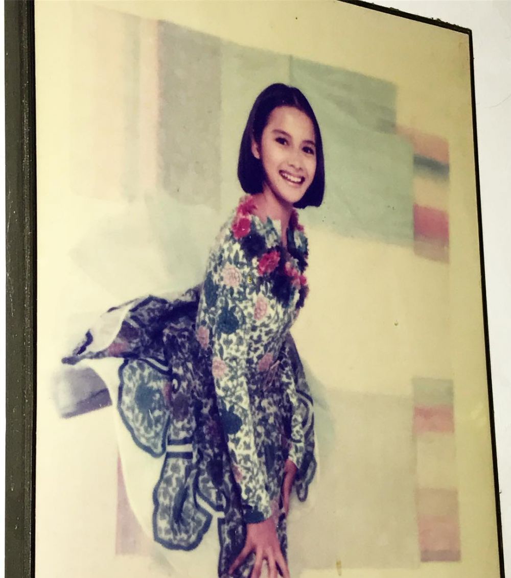 Bocah gigi ompong ini masih melajang di usia 45 tahun, ini 11 transformasinya kini jadi pesinetron