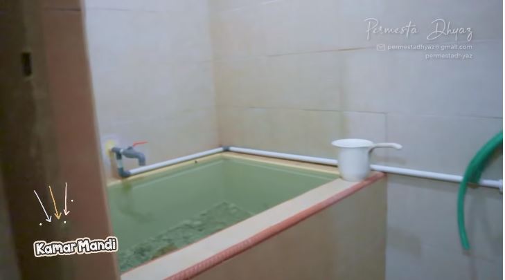 Dulu jadi ART kini jadi YouTuber tajir, 11 potret rumah Rp3,5 M Farida Nurhan bikin mupeng