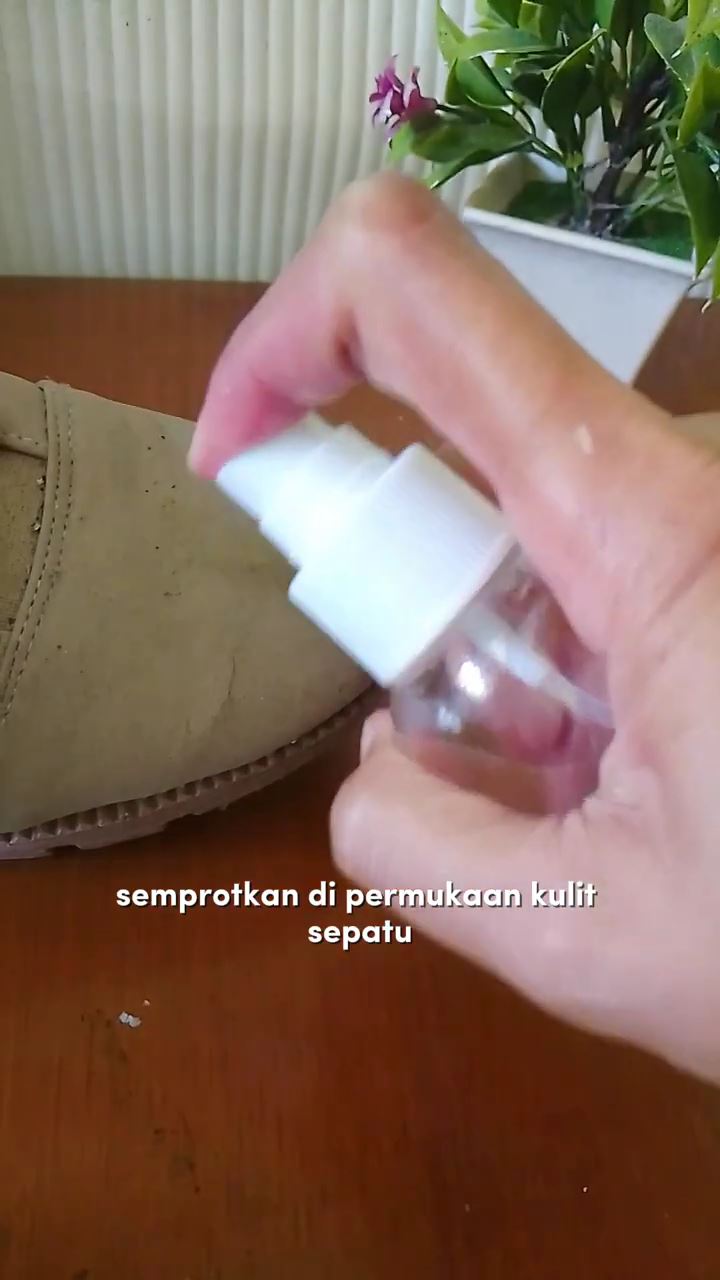 Trik hilangkan jamur di sepatu kulit, sekarang tak perlu rogoh uang Rp50 ribu