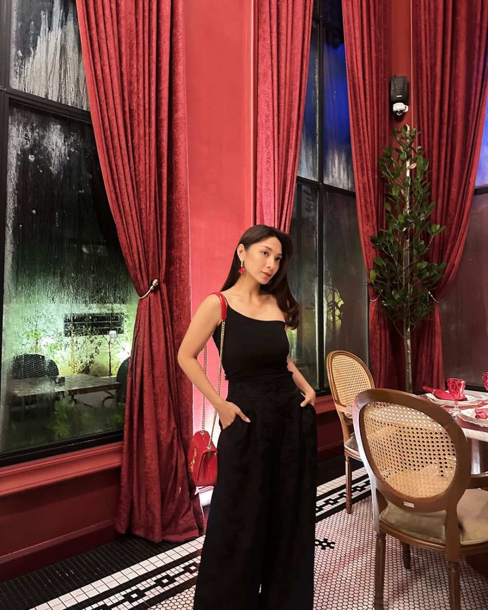 9 Transformasi Dinda Kirana jalani oplas wajah dan badan, hasilnya natural dan tampak lebih muda