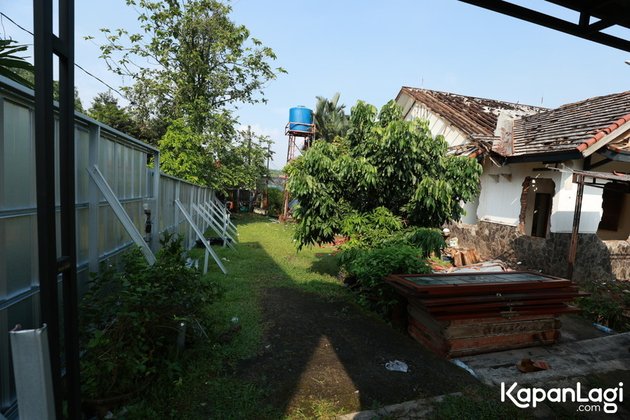 9 Potret rumah Atalarik Syach dibongkar aparat terkait sengketa tanah, akui tak dapat surat pemberita